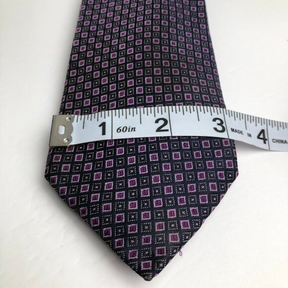 Croft & Barrow Hand Made 100% Polyester Red Purple and Black Men’s Necktie - Picture 5 of 5
